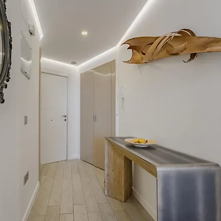 Sunrise Sea View Penthouse *