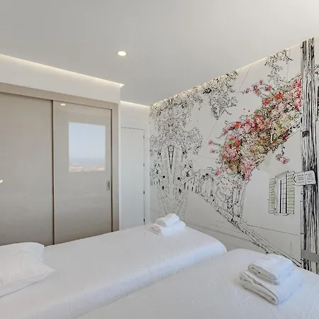Sunrise Sea View Penthouse With Airco & Heated Pool Appartamento *