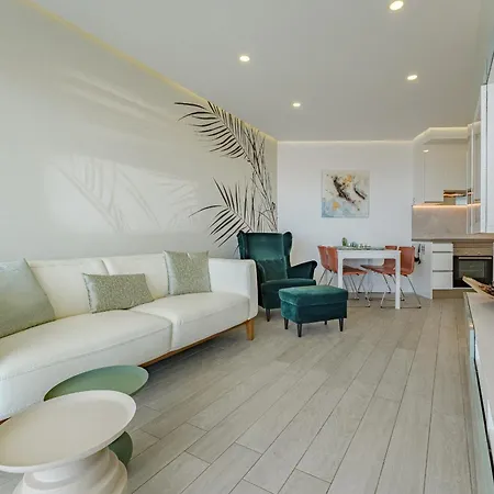Sunrise Sea View Penthouse With Airco & Heated Pool * Адехе