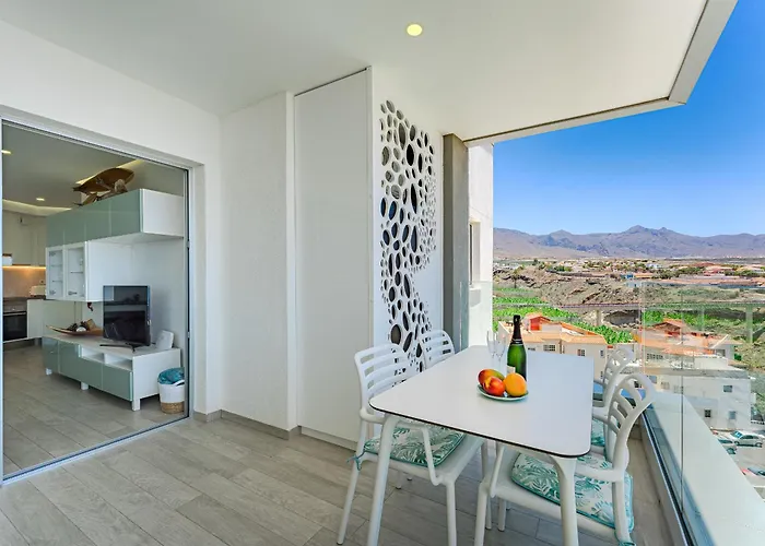 Sunrise Sea View Penthouse With Airco & Heated Pool Apartament